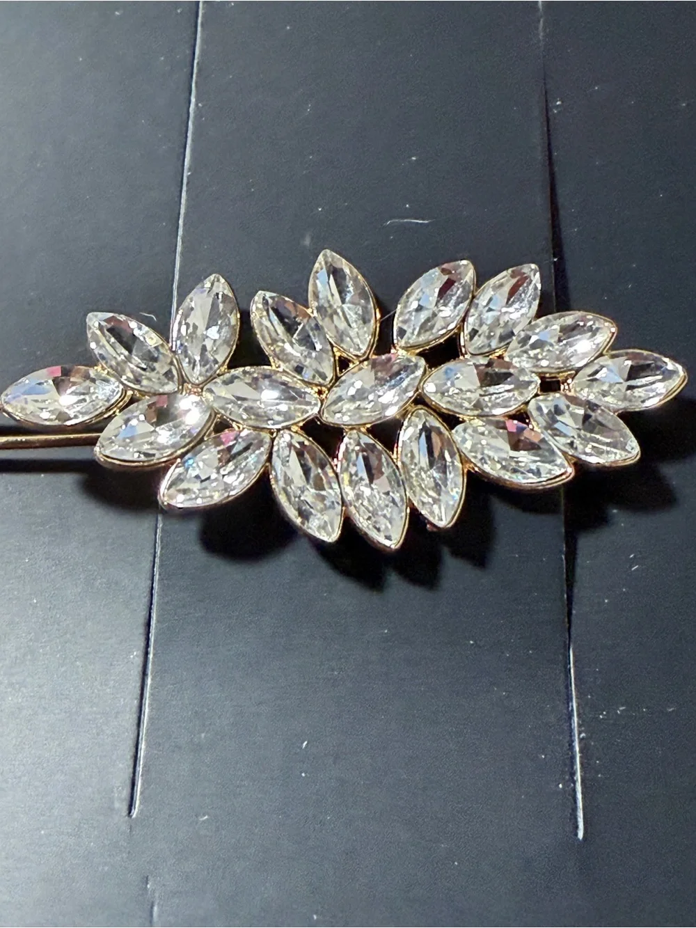 paparazzi Clear Crystal Leaf Hair Barrette - Silver Tone